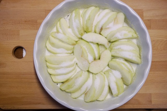 swedish-apple-pie-step2